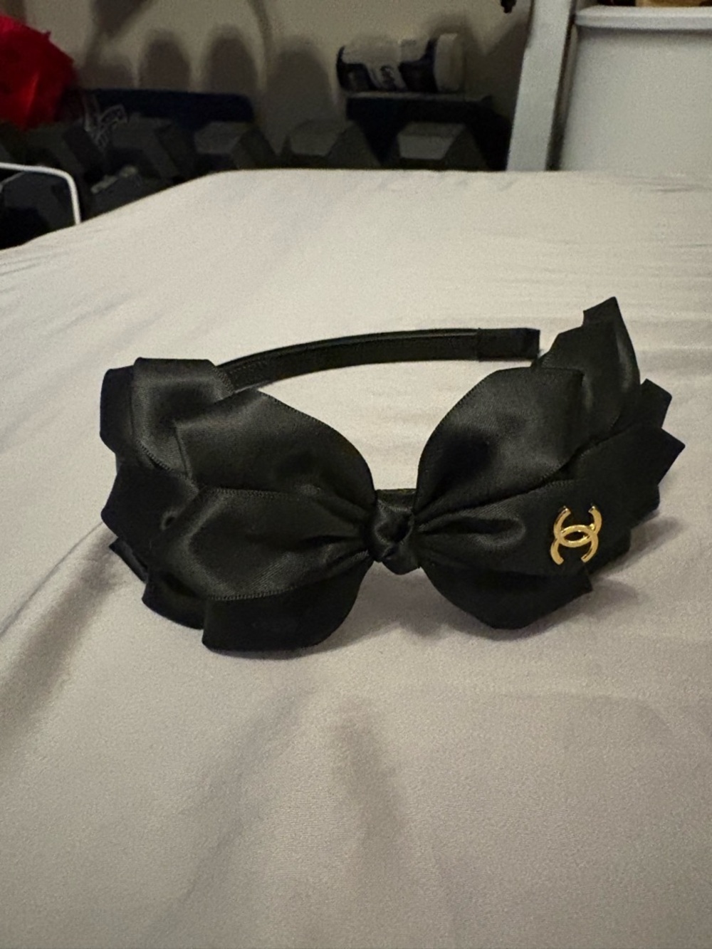 Charm black Satin Bow Headband
